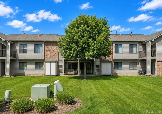 4th image of 42764 Lilley Pointe Dr #165, Canton, MI 48187 | MLS# 20261032818