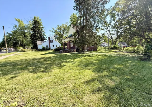 19th image of 17245 Evergreen Rd, Detroit, MI 48219 | MLS# 20261032852