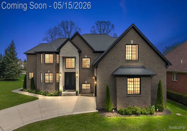 Homes for sale in Macomb, MI | 46930 Riverpark E, Macomb, MI 48044 | MLS# 20261032917