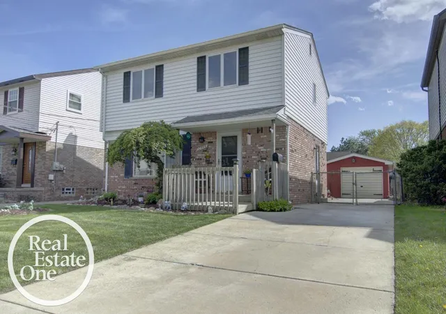 Photo 1 of Single family home for sale at 22444 Lange St, Saint Clair Shores, MI 48080 | MLS# 58050206918 | Listing updated on 2026-05-31