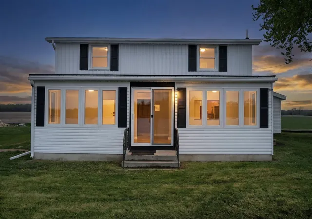 Homes for sale in Rollin Township Lenawee, MI | 357 Plank Rd, Rollin Township Lenawee, MI 49247 | MLS# 53026021046