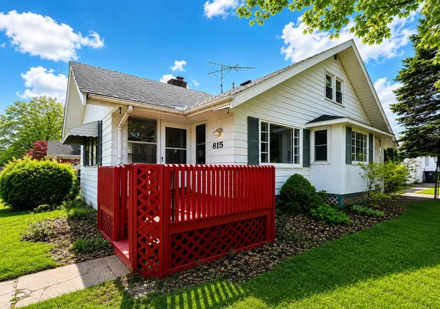 Homes for sale in Flint, MI | 815 Marquette St, Flint, MI 48504 | MLS# 5050206929