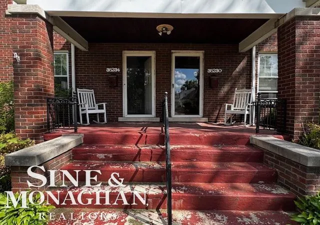 Listing Photo 3 - Condo for sale in building located at 35230 Chestnut St, Wayne, MI 48184