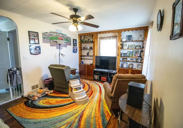 3rd image of 10256 N Saginaw Rd, Clio, MI 48420 | MLS# 5050206940