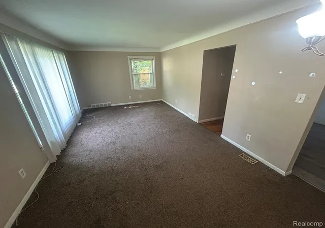 Photo 2 of Single family home for sale at 16601 Wormer St, Detroit, MI 48219 | MLS# 20261032953 | Listing updated on 2026-07-06