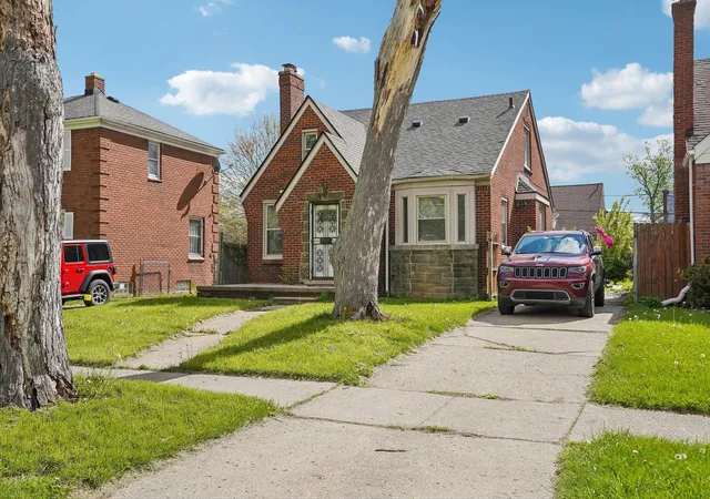 Photo 2 of Single family home for sale at 16876 Harlow St, Detroit, MI 48235 | MLS# 58050206947 | Listing updated on 2026-09-11