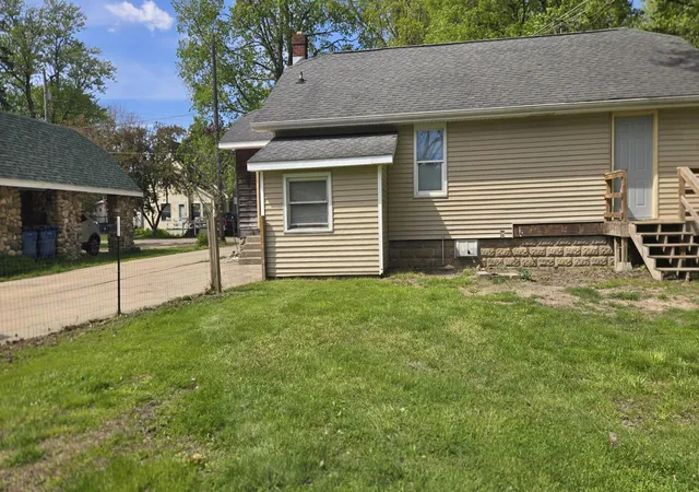 image of 215 E Jane St, Bellevue, MI 49021 | MLS# 64026021080