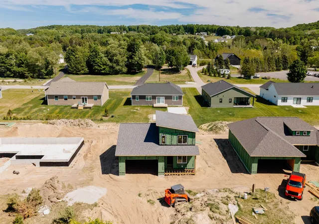 Photo 4 of Single family home for sale at 11533 S Sunset Dr, Empire Township Leelanau, MI 49630 | MLS# 78080067997 | Listing updated on 2026-07-02
