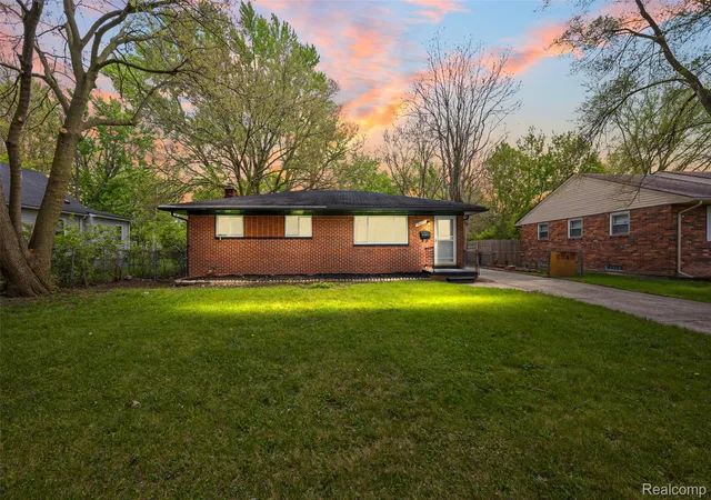 Photo 2 of Single family home for sale at 26027 Ross St, Inkster, MI 48141 | MLS# 20261033014 | Listing updated on 2026-07-31