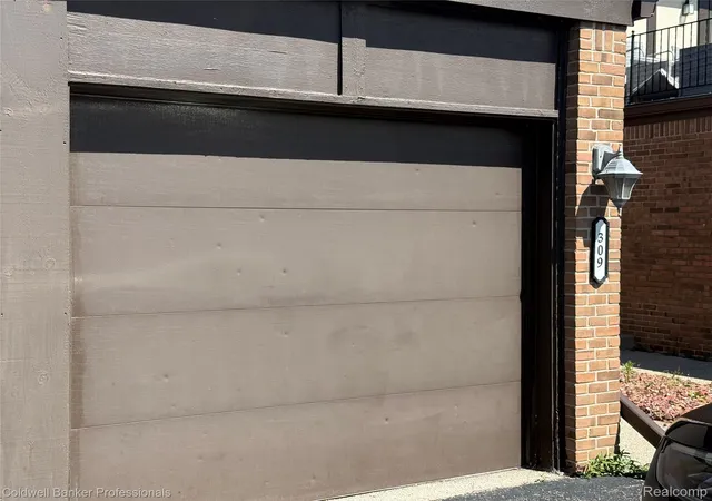 Photo 2 of Condo for sale at 309 Country Clb Dr #25, Saint Clair Shores, MI 48082 | MLS# 20261033016 | Listing updated on 2026-09-14