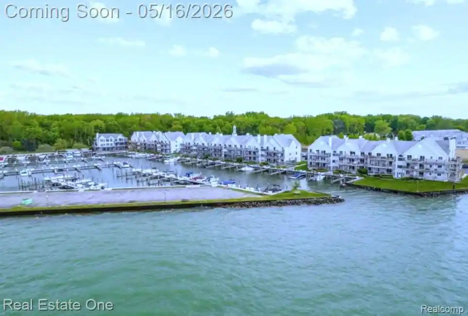 Listing Photo 1 - Condo for sale in 37520 Jefferson Ave located at 37520 Jefferson Ave, Fruitport, MI 48045 - Unit #101