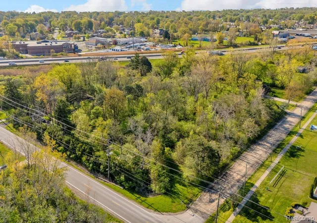 Photo 20 of Single family home for sale at 22980 Quinn Rd, Clinton Township, MI 48035 | MLS# 20261033035 | Listing updated on 2026-08-02