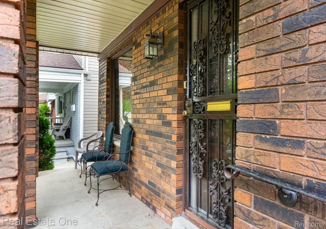 5th image of 1977 Markese Ave, Lincoln Park, MI 48146 | MLS# 20261033085