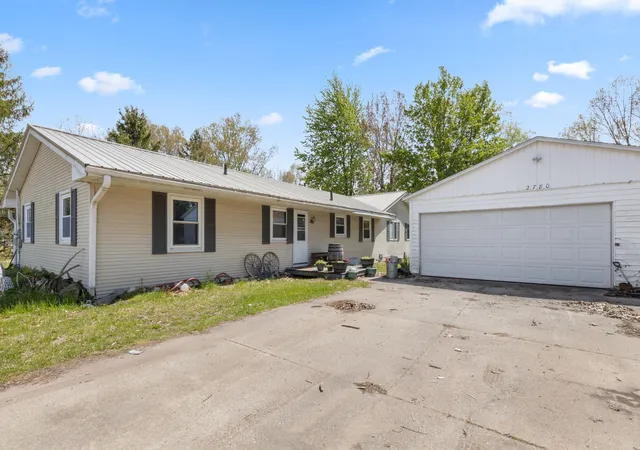 3rd image of 2780 Beebe Rd, Niles, MI 49120 | MLS# 69026021185