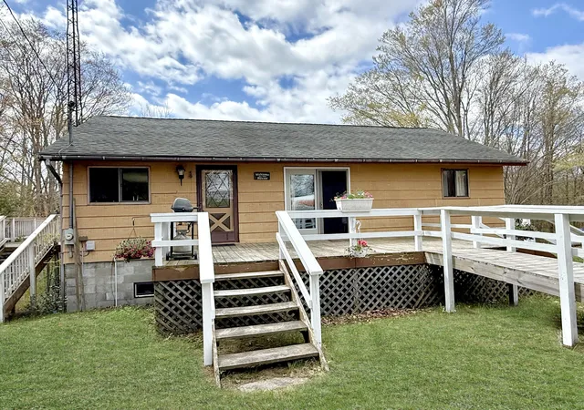 31st image of 4179 E White River Dr, Hesperia, MI 49421 | MLS# 67026021211