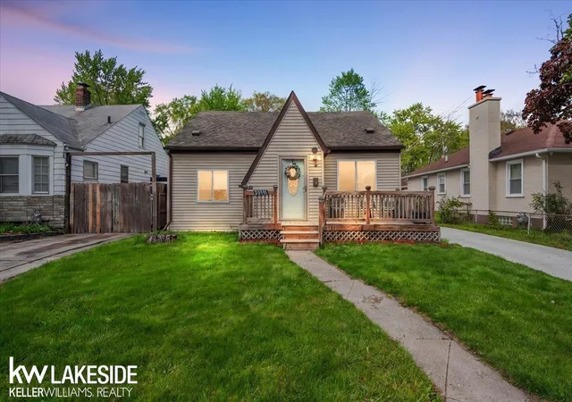 Photo 1 of Single family home for sale at 20511 Kenosha St, Harper Woods, MI 48225 | MLS# 58050207019 | Listing updated on 2026-10-28