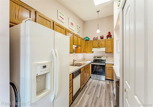 5th image of 61962 Yorktown Dr #2, South Lyon, MI 48178 | MLS# 20261033196