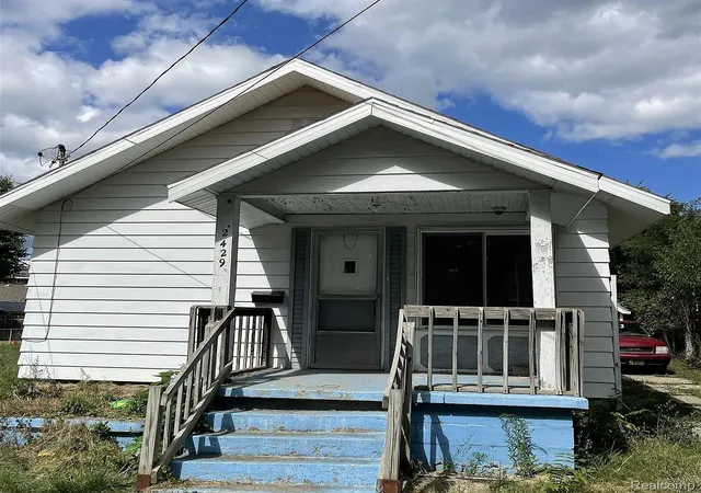 Photo 1 of Single family home for sale at 2429 Pennsylvania Ave, Flint, MI 48506 | MLS# 20261033197 | Listing updated on 2026-09-25