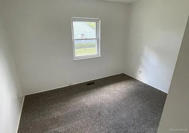 Photo 3 of Single family home for sale at 2429 Pennsylvania Ave, Flint, MI 48506 | MLS# 20261033197 | Listing updated on 2026-09-25
