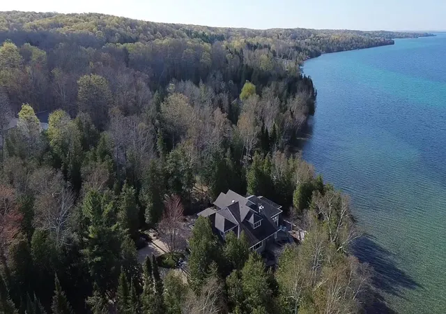 3rd image of 269 N East Torch Lake Dr, Central Lake, MI 49622 | MLS# 78080068029