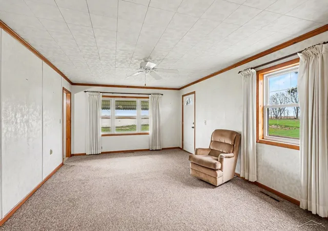 Photo 5 of Single family home for sale at 2788 N Saginaw Bay Shore Dr, Pinconning, MI 48650 | MLS# 61050207050 | Listing updated on 2026-08-26