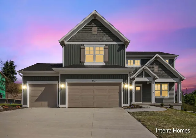 2nd image of 5937 Valley Point Dr Se, Caledonia, MI 49316 | MLS# 65026021280