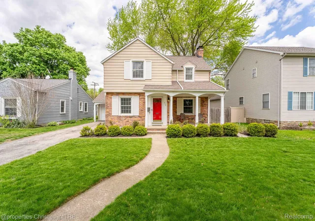 1st image of 919 E Lincoln Ave, Royal Oak, MI 48067 | MLS# 20261033243