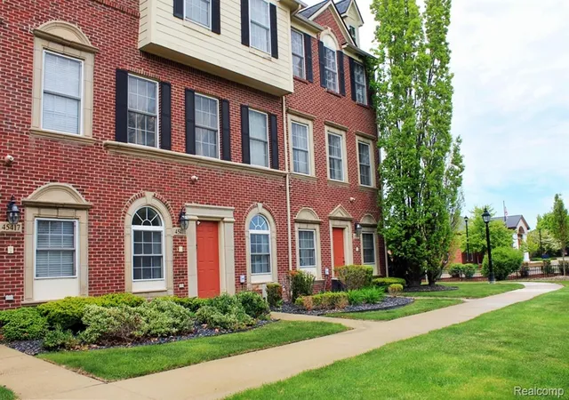 2nd image of 45411 N Stonewood Rd, Canton, MI 48187 | MLS# 20261033279