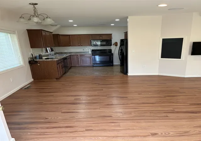 4th image of 12850 Miller Rd, Rapid City, MI 49676 | MLS# 78080068044