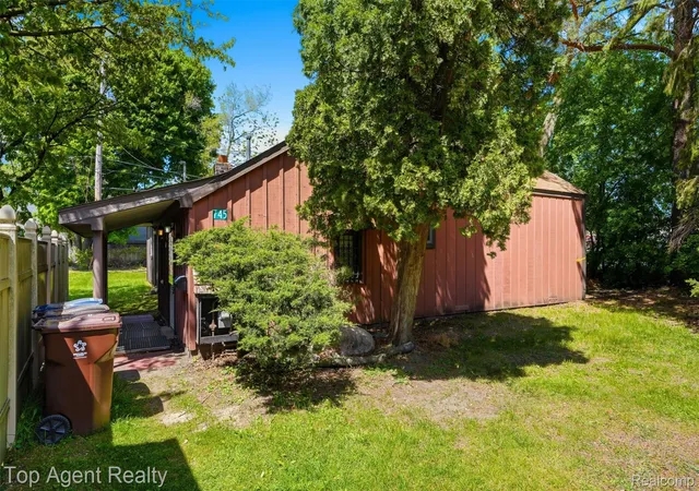 Photo 2 of Single family home for sale at 745 Karmada St, Plymouth, MI 48170 | MLS# 20261033404 | Listing updated on 2026-09-08