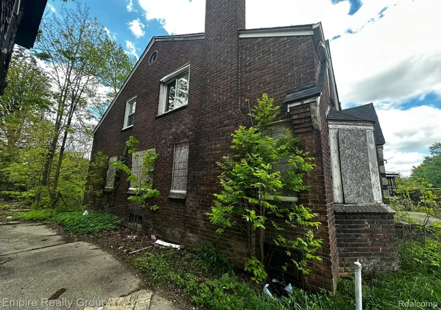Photo 1 of Sale Pending at 13723 Castleton St, Detroit, MI 48227 | MLS# 20261033464 | Listing updated on 2026-07-07