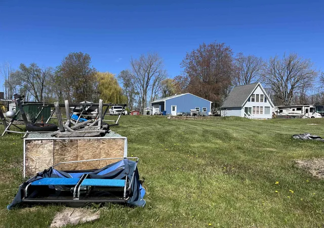 5th image of 5209 Beechwood Dr, Standish, MI 48658 | MLS# 77080068054