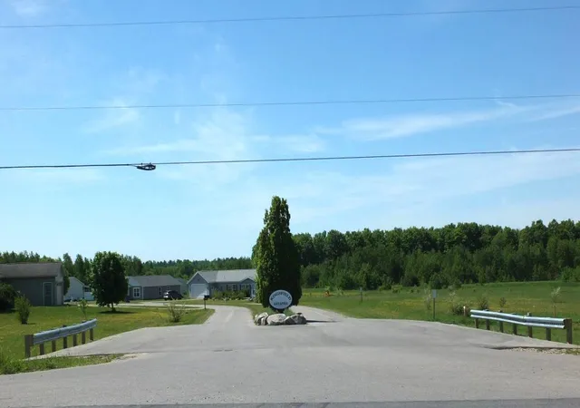 4th image of Lot 10 Kingsfield Dr, Kingsley, MI 49649 | MLS# 78080068067