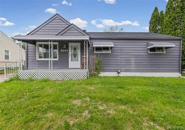 Photo 3 of Single family home for sale at 8044 Pelham Rd, Taylor, MI 48180 | MLS# 20261033626 | Listing updated on 2026-09-14