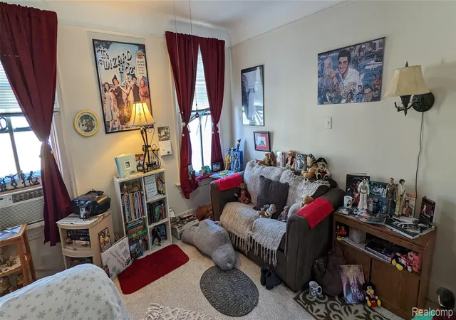 Listing Photo 2 - Condo for sale in building located at 104 Grand Ave, Mount Clemens, MI 48043 - Unit #