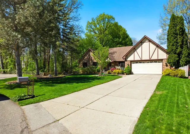 Photo 1 of Sale Pending at 48797 Lansdowne Ct, Shelby Township, MI 48317 | MLS# 81026021509 | Listing updated on 2026-07-20