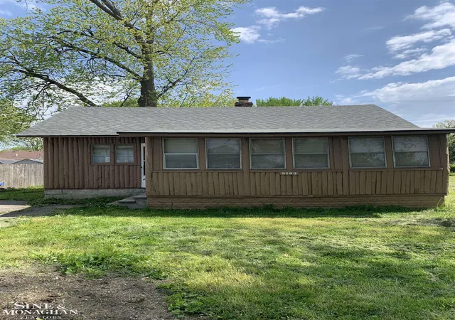 Homes for sale in Frenchtown Township Monroe, MI | 3103 10Th Rd, Frenchtown Township Monroe, MI 48162 | MLS# 58050207224