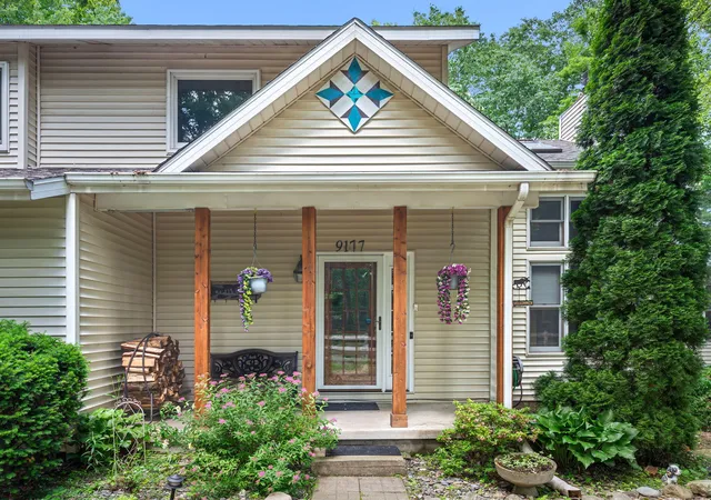 3rd image of 9177 Shady Ln, Lakeside, MI 49116 | MLS# 69026021530