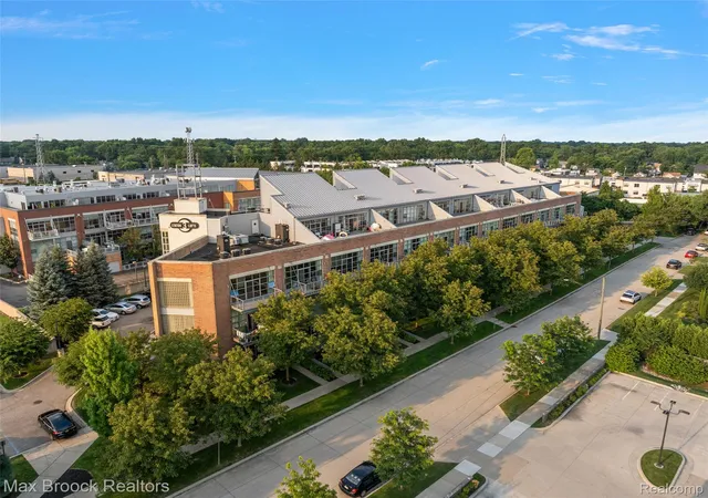 Photo 1 of Condo for sale at 333 E Parent Ave #28, Royal Oak, MI 48067 | MLS# 20261033750 | Listing updated on 2026-07-06