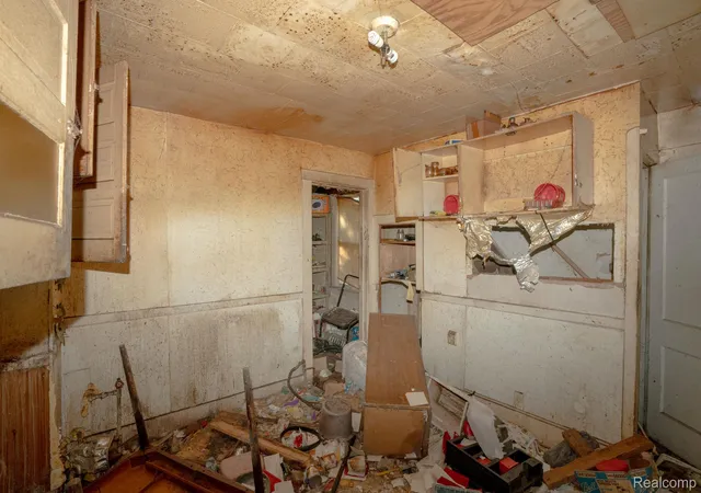 4th image of 17220 Detroit St, Detroit, MI 48224 | MLS# 20261033814