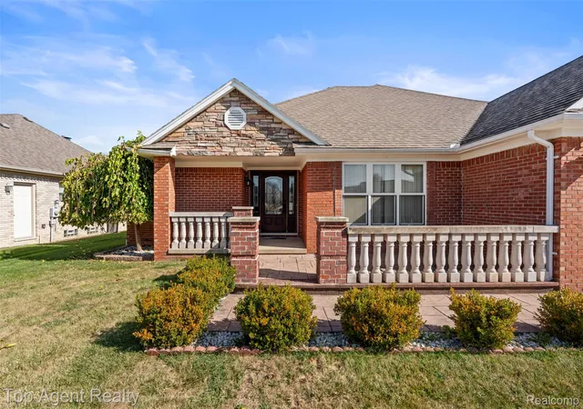Photo 4 of Single family home for sale at 53260 Villa Rosa Dr, Macomb, MI 48042 | MLS# 20261033893 | Listing updated on 2026-07-06