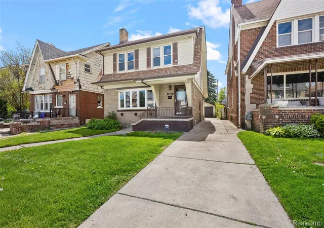 Photo 3 of Single family home for sale at 2681 Burlingame St, Detroit, MI 48206 | MLS# 20261033905 | Listing updated on 2026-07-06