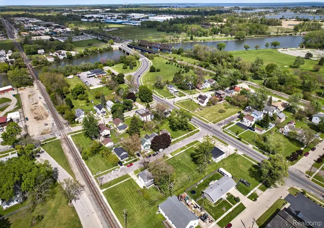 Homes for sale in Monroe, MI | 1016 Humphrey St, Monroe, MI 48161 | MLS# 20261033909