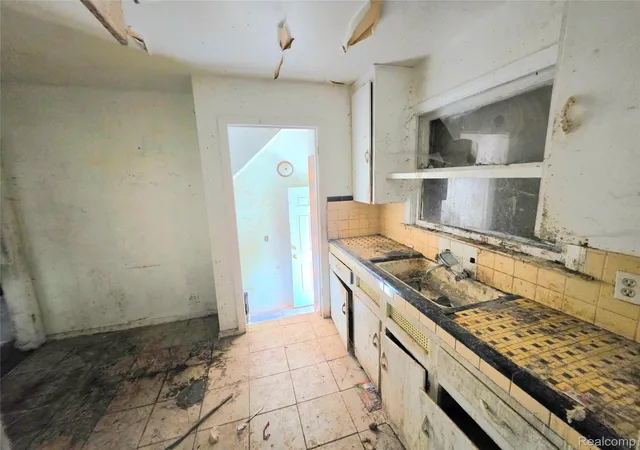 5th image of 14506 Mapleridge St, Detroit, MI 48205 | MLS# 20261033929