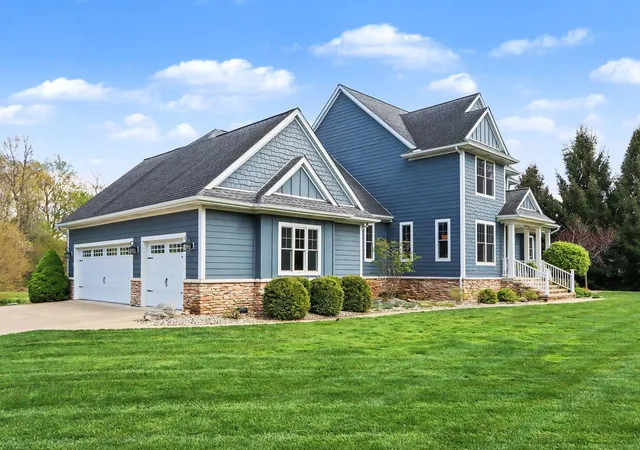 3rd image of 15877 Indian Valley St, Schoolcraft, MI 49087 | MLS# 66026021642
