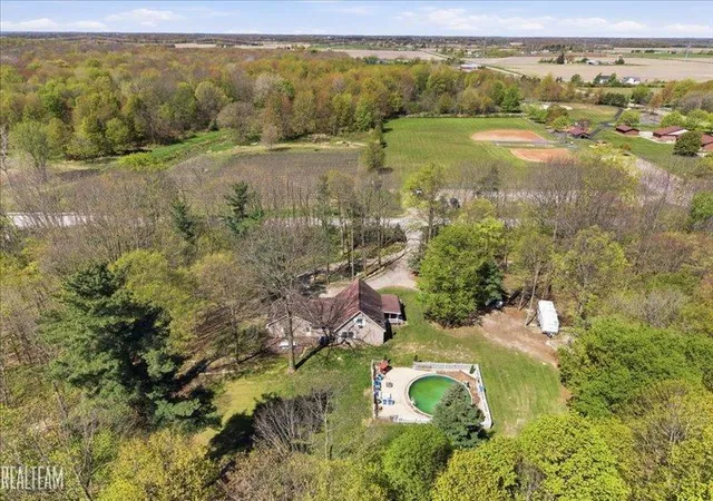 35th image of 7932 Kilgore Rd, Greenwood, MI 48006 | MLS# 58050207300