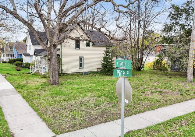 Photo 3 of Land for sale at 302 W 10th Street, Traverse City, MI 49684 | MLS# 78080068112 | Listing updated on 2026-08-24