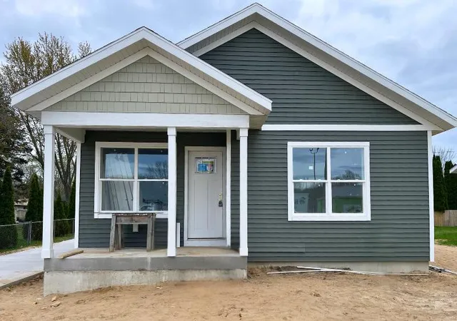 Homes for sale in Muskegon City Muskegon, MI | 1351 Ada Ave, Muskegon City Muskegon, MI 49442 | MLS# 65026021693