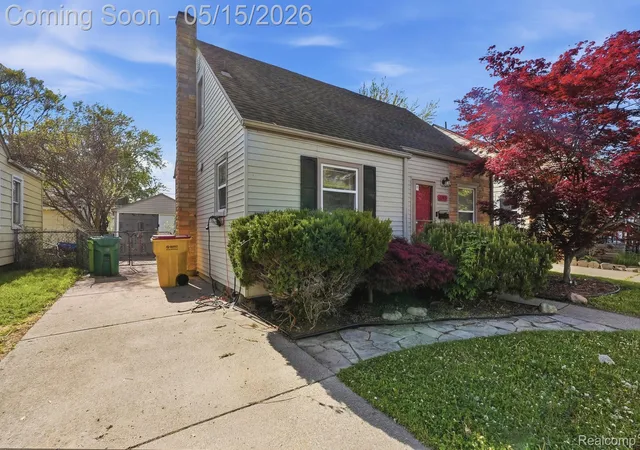 Homes for sale in Eastpointe, MI | 22413 Cushing Ave, Eastpointe, MI 48021 | MLS# 20261034034
