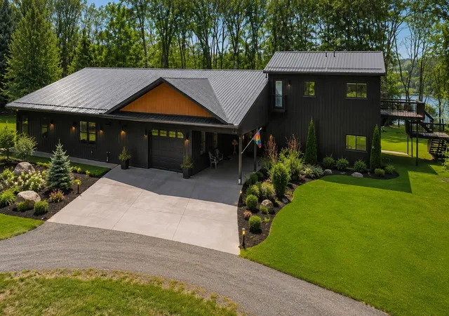 Homes for sale in Allegan Township Allegan, MI | 3450 Snow Farm Ln, Allegan Township Allegan, MI 49010 | MLS# 66026021718